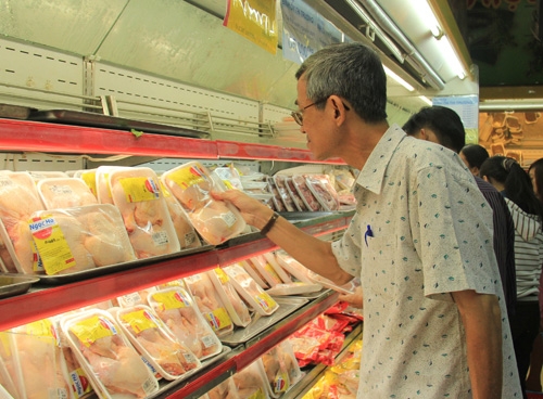 Việt Nam tạm dừng nhập khẩu thịt gia cầm từ Hoa Kỳ rất kịp thời Việt Nam tạm dừng nhập khẩu thịt gia cầm từ Hoa Kỳ rất kịp thời