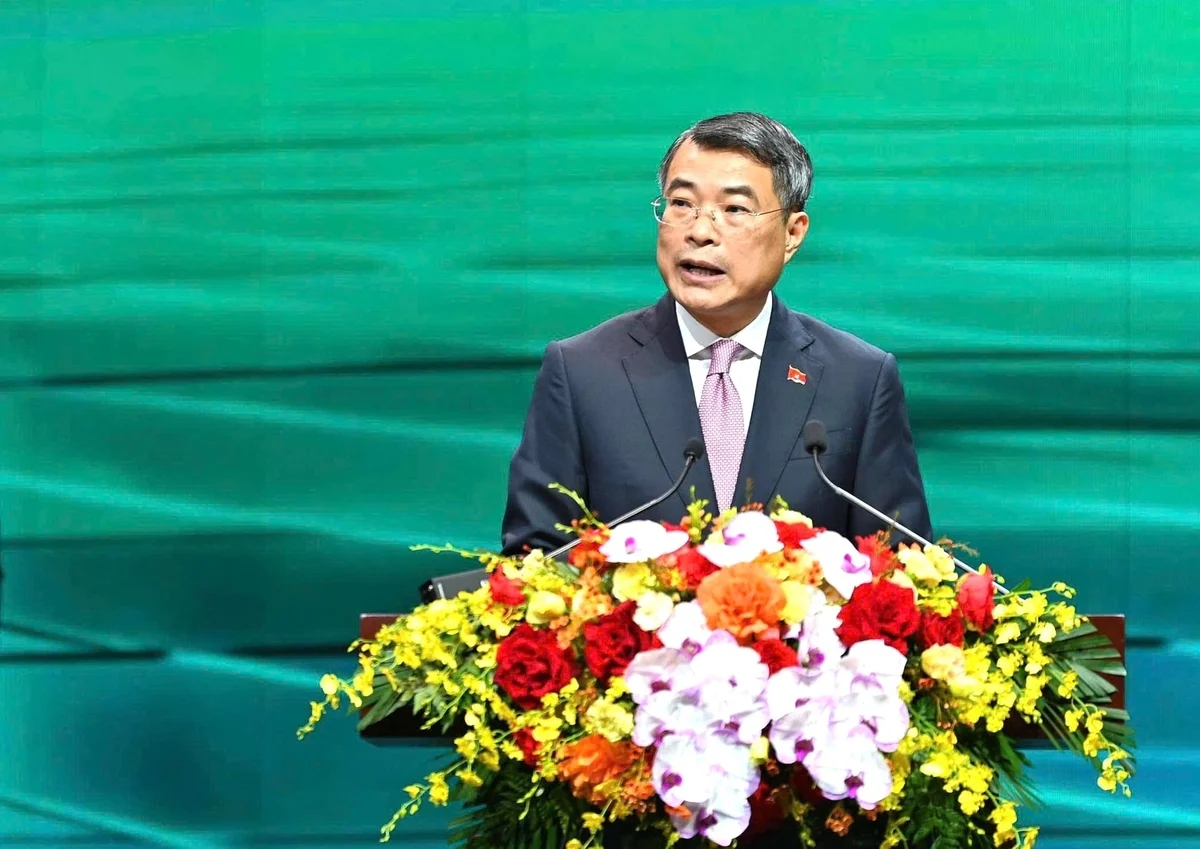 thu-tuong-chinh-phu-le-minh-hung-082043_869-091132.webp